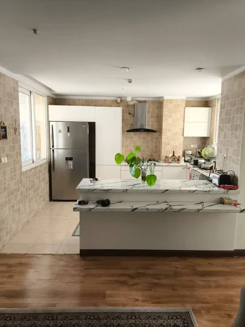 ۱۰۰متر ۲خوابه میدان کاج فول امکانات