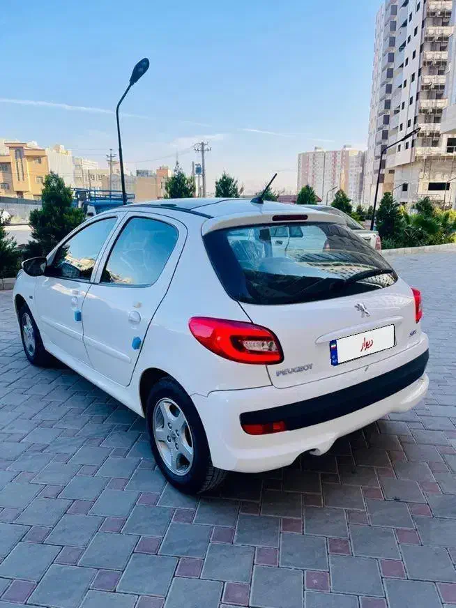 فروش ۲۰۷ پاناروما اتومات مدل ۴۰۳|خودرو سواری و وانت|شیراز, فرهنگ شهر|دیوار