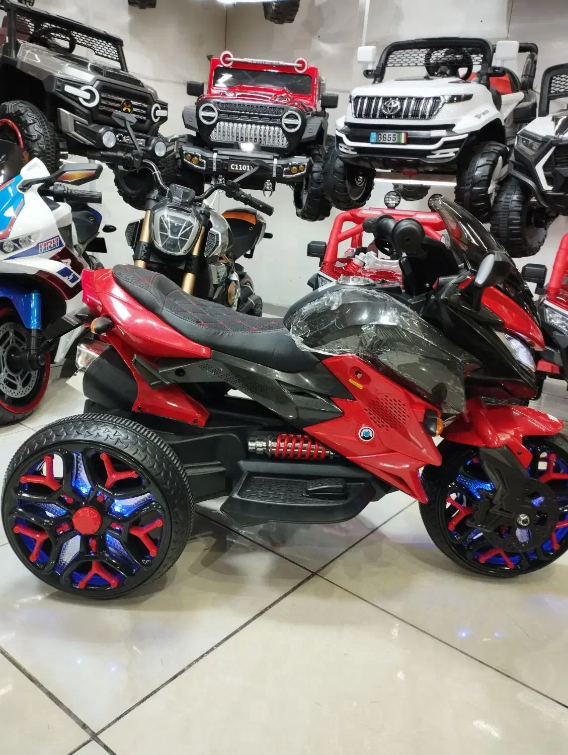 موتور شارژی سه چرخ با اقساط سه ماهه|اسباببازی|ایلام, |دیوار