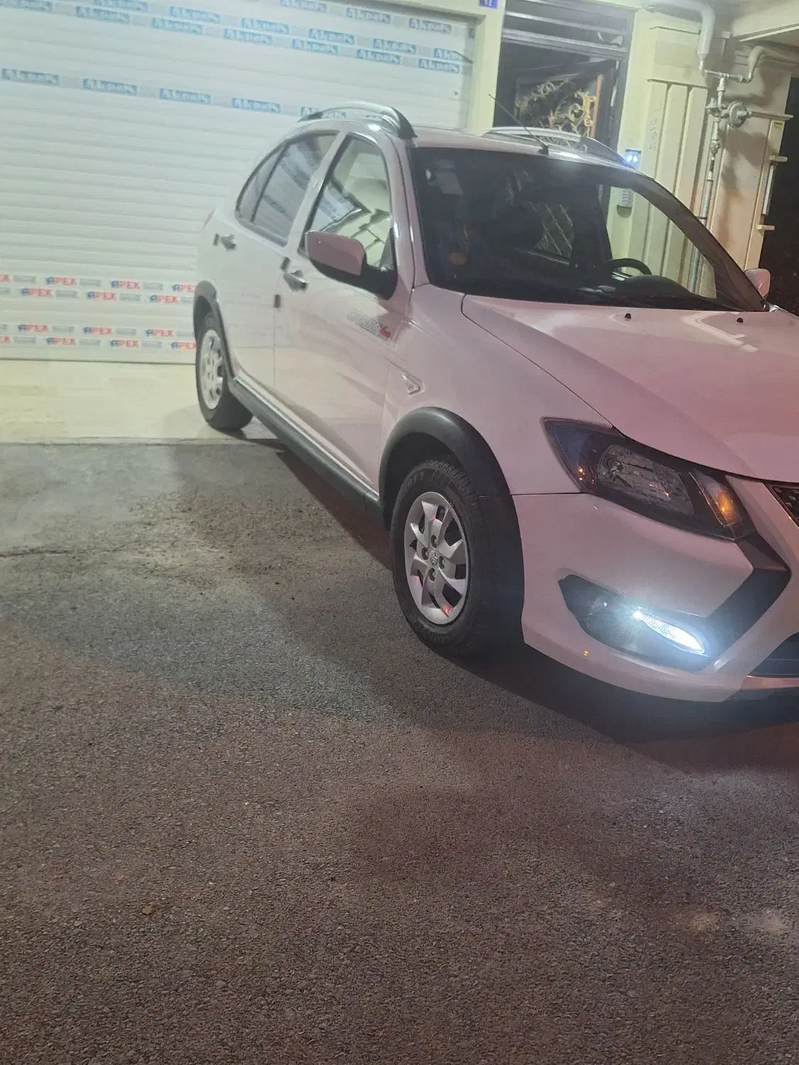 کوئیک 1403sبی رنگ|خودرو سواری و وانت|نسیم‌شهر, |دیوار