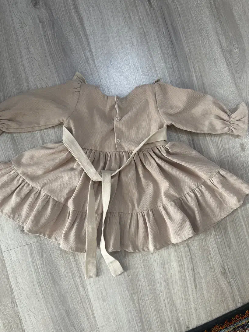 پیراهن دخترانه اندازه یک سال|کفش و لباس بچه|زنجان, |دیوار