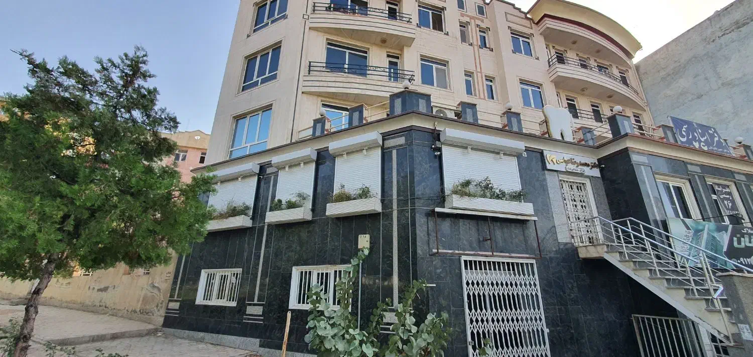 ۱۴۸ متر واحد اداری لوکس فاز ۱ میدان شهرداری مهستان|فروش دفتر کار، اتاق اداری، مطب|هشتگرد, فاز ۱ مهستان|دیوار