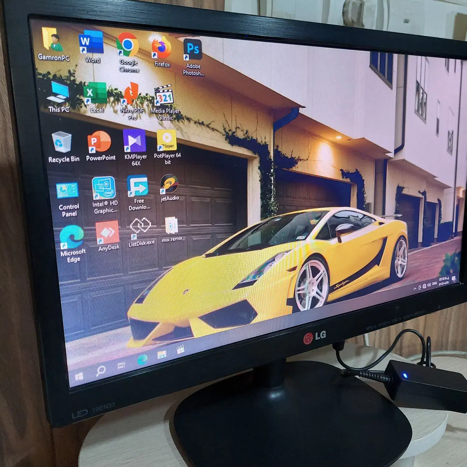 مانیتور ال جی 20 ترو تمیز نو|قطعات و لوازم جانبی رایانه|بندرعباس, |دیوار