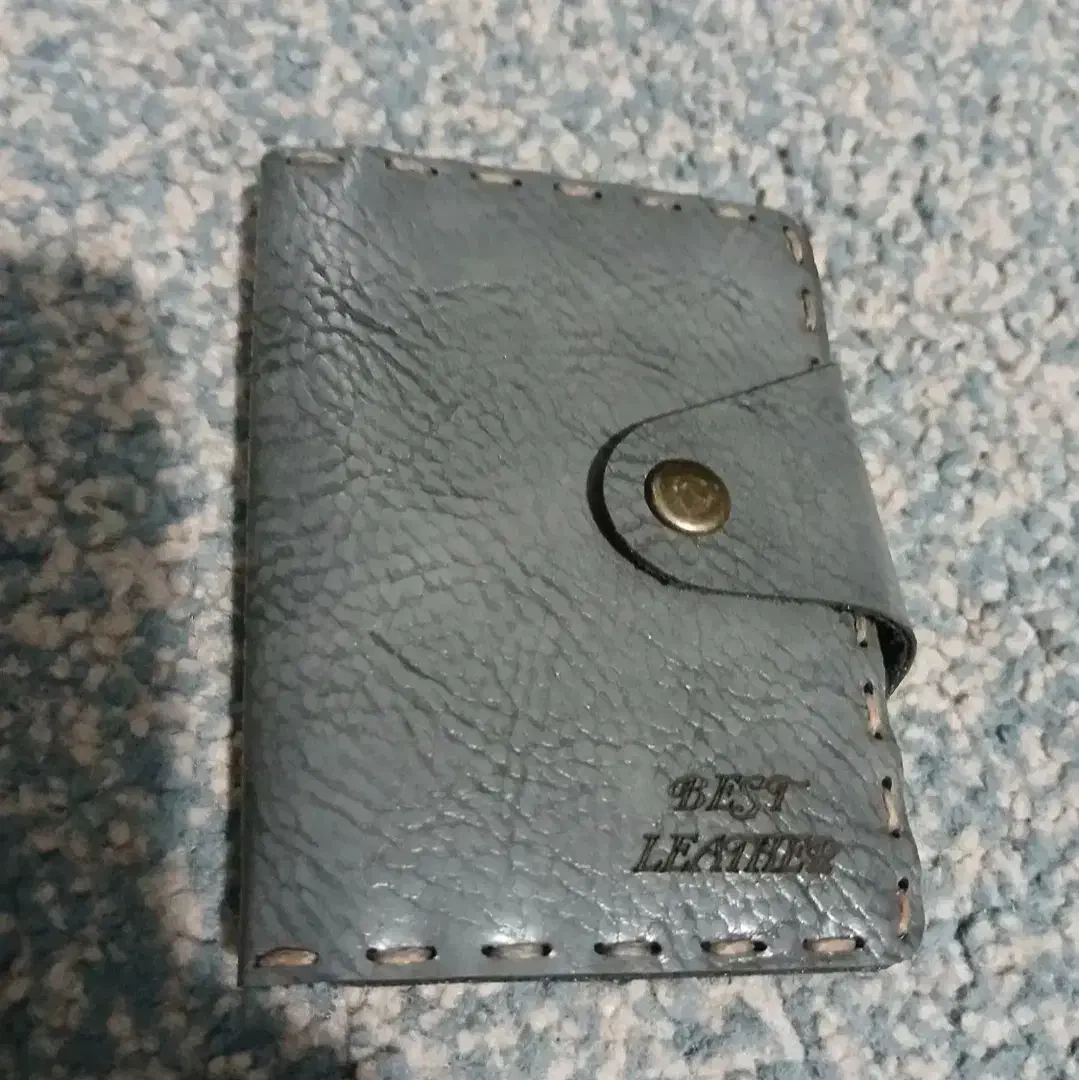 مدارک گمشده|اشیا|مرودشت, مختارآباد|دیوار