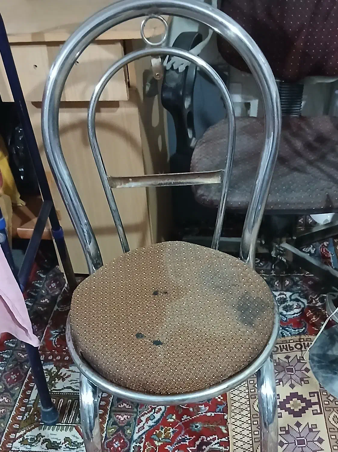 صندلی|صندلی و نیمکت|نیشابور, شریعتی|دیوار