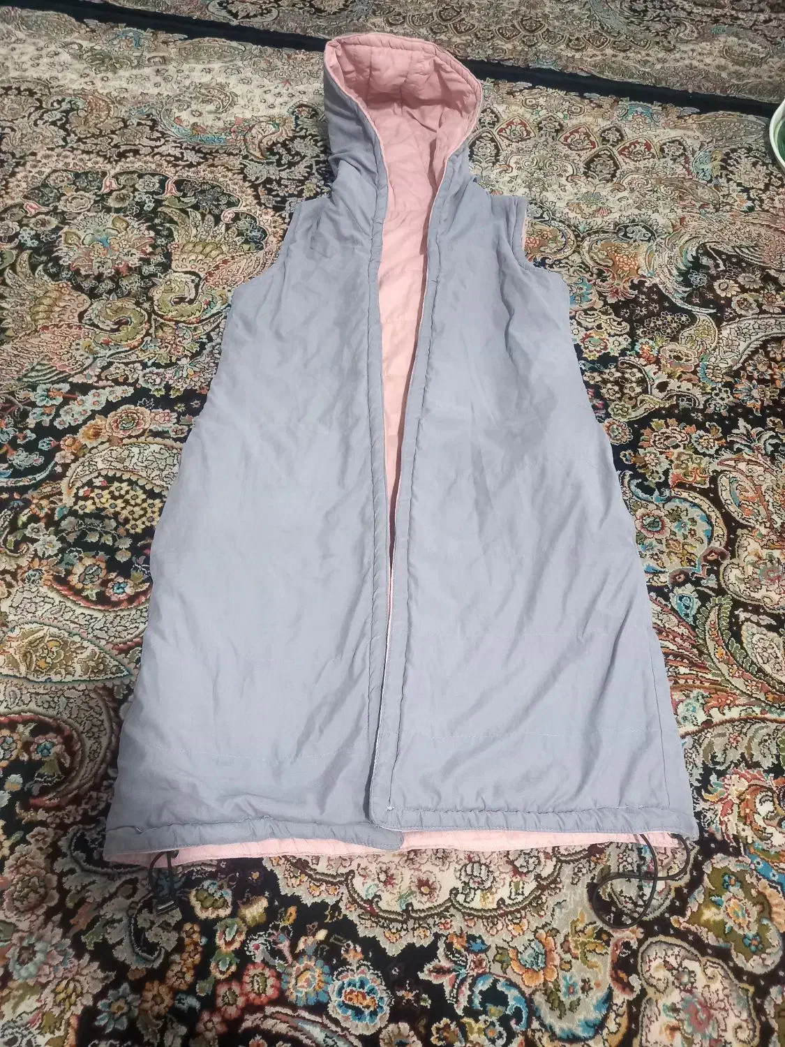 کاپشن|لباس|گرگان, |دیوار