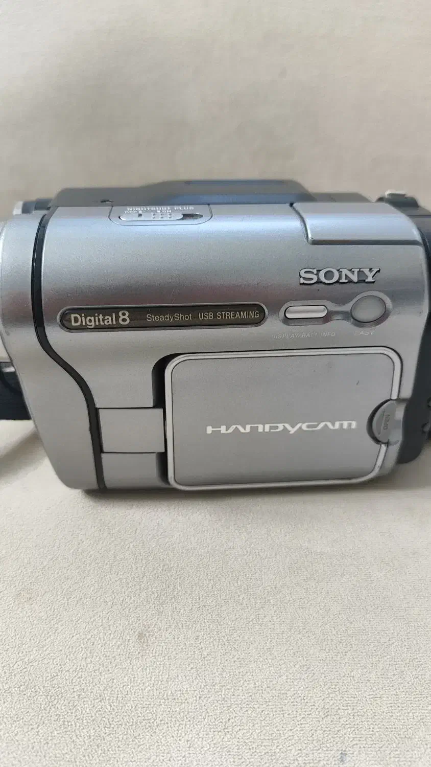 نوهست|دوربین عکاسی و فیلم‌برداری|گلبهار, شهر جدید گلبهار|دیوار