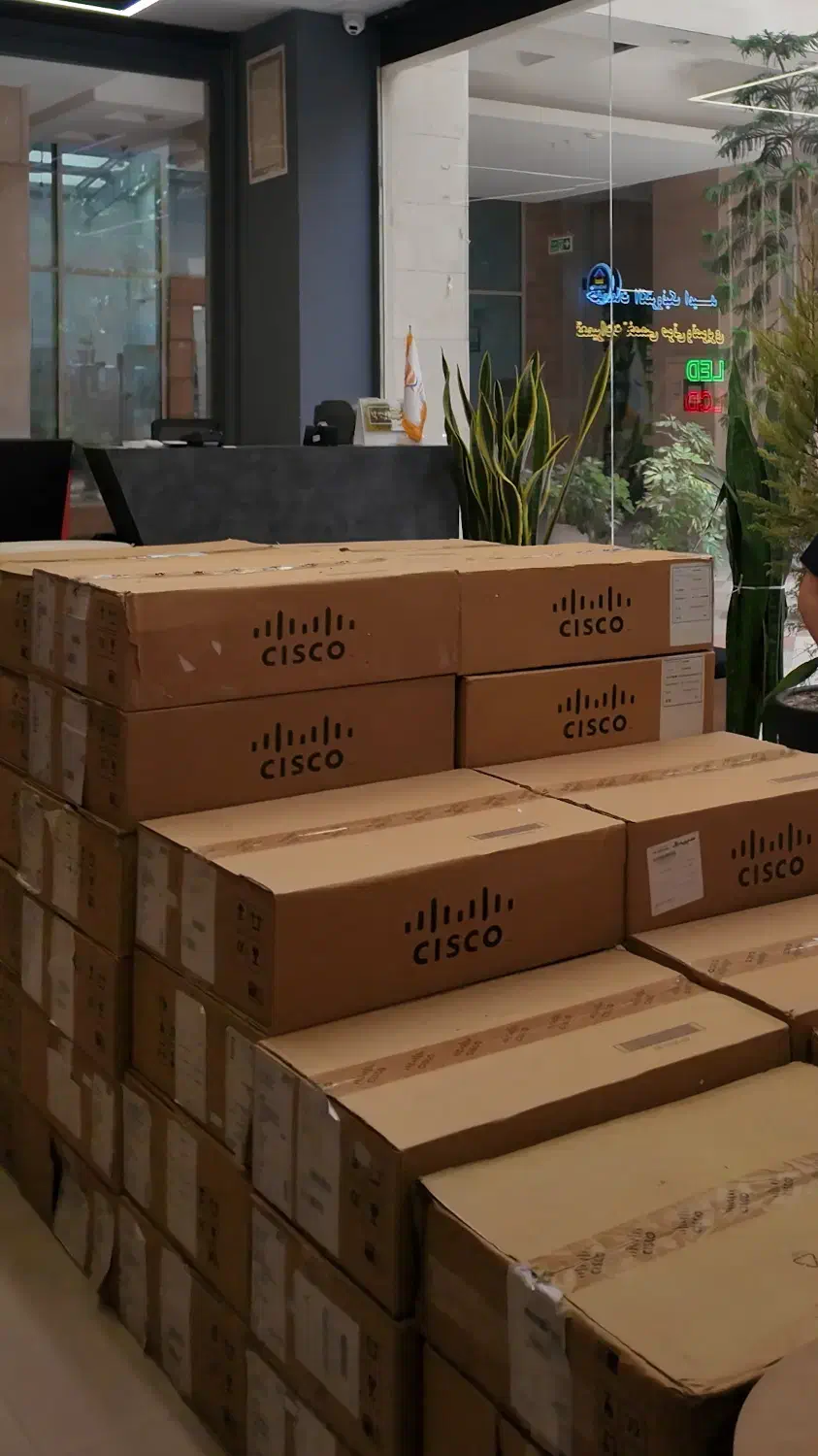 فروش سوئیچ شبکه و سوئیچ های سیسکو|مودم و تجهیزات شبکه|مشهد, سناباد|دیوار