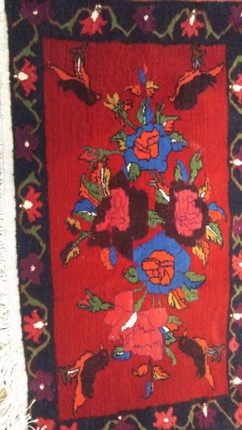 پشتی دست بافت|پشتی|تربت جام, میان جام|دیوار