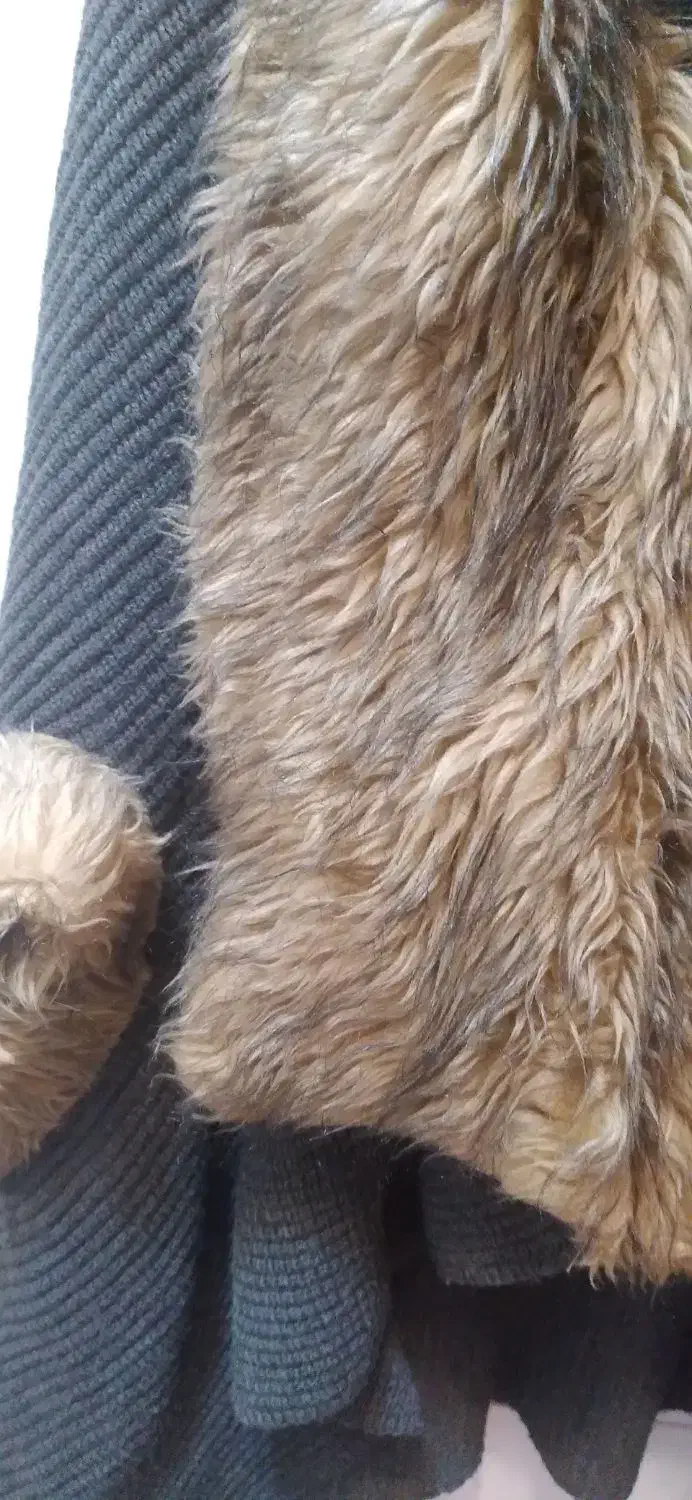 شنل بافت|لباس|فرخ‌شهر, |دیوار