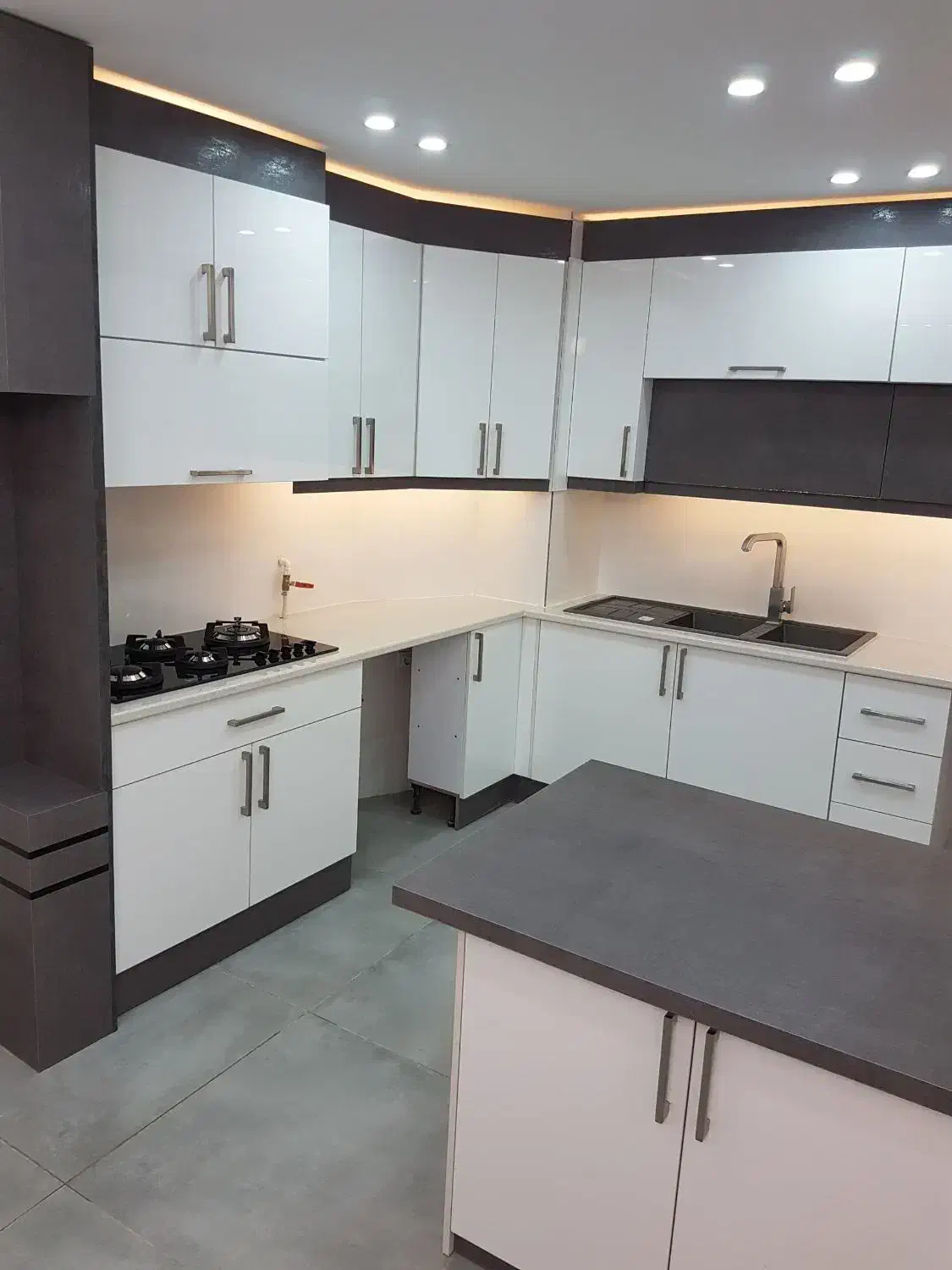 فروش آپارتمان|فروش آپارتمان|شیراز, شهرک برف فروشان|دیوار