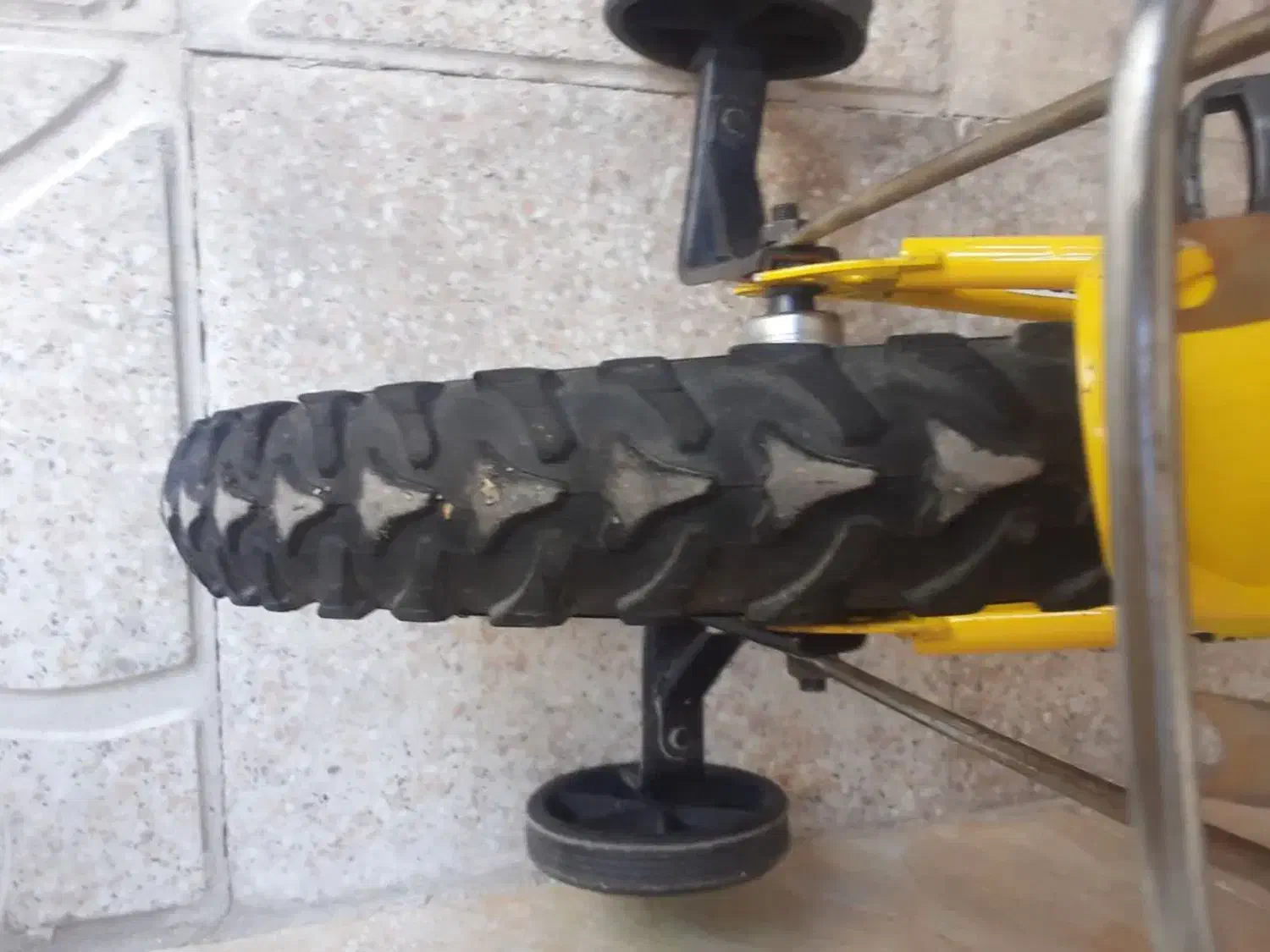 دوچرخه  +++ ۱۶کودک|دوچرخه، اسکیت، اسکوتر|اراک, |دیوار