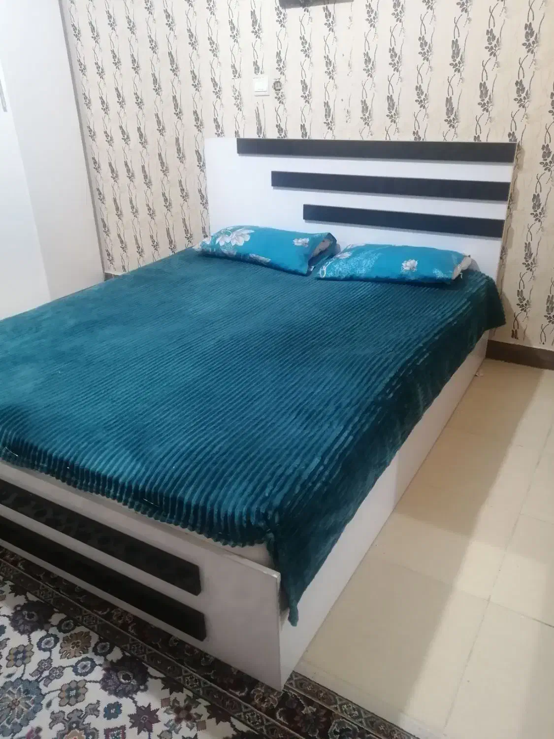 تخت دو نفره شیک نو نو|تخت و سرویس خواب|کرمانشاه, |دیوار