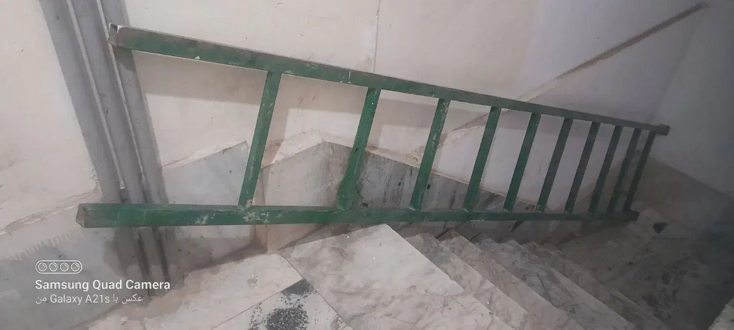 نرده بان|ابزارآلات|شهریار, شهرک بهاران (ویره)|دیوار