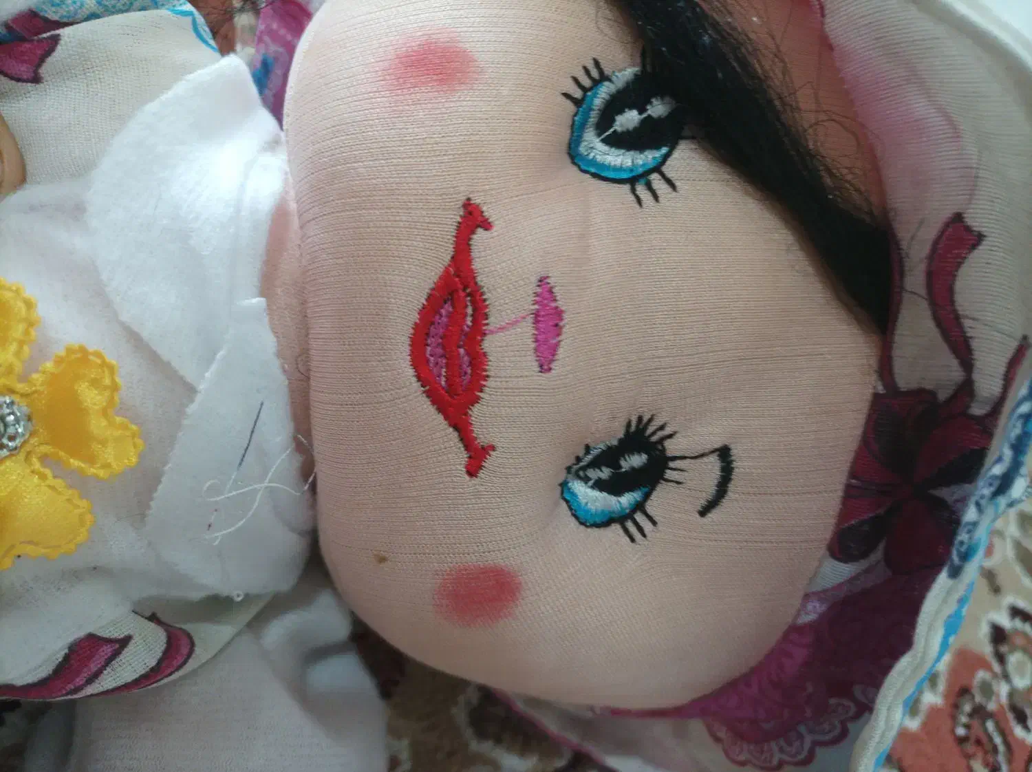 عروسک|اسباب‌‌بازی|تبریز, |دیوار