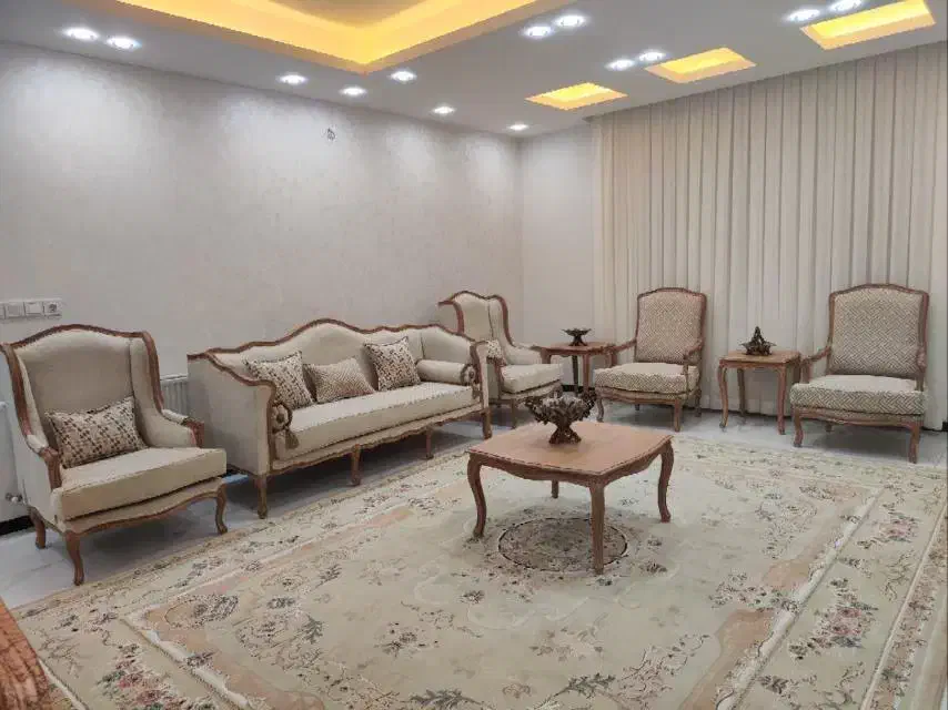 فرش 12 متری کرم|فرش|تاکستان, |دیوار