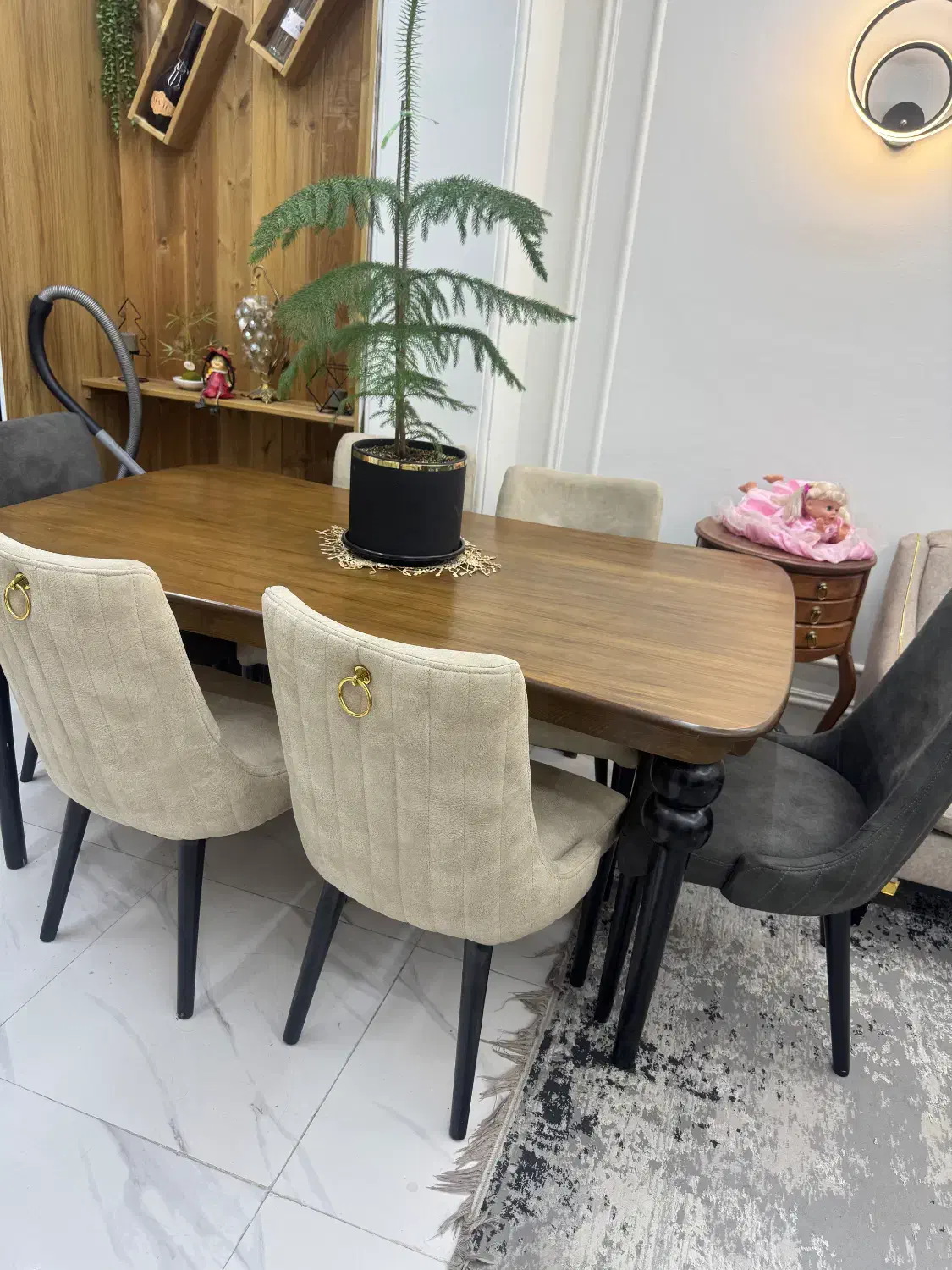 میز غذاخوری|میز و صندلی غذاخوری|اندیشه, اندیشه فاز ۱|دیوار