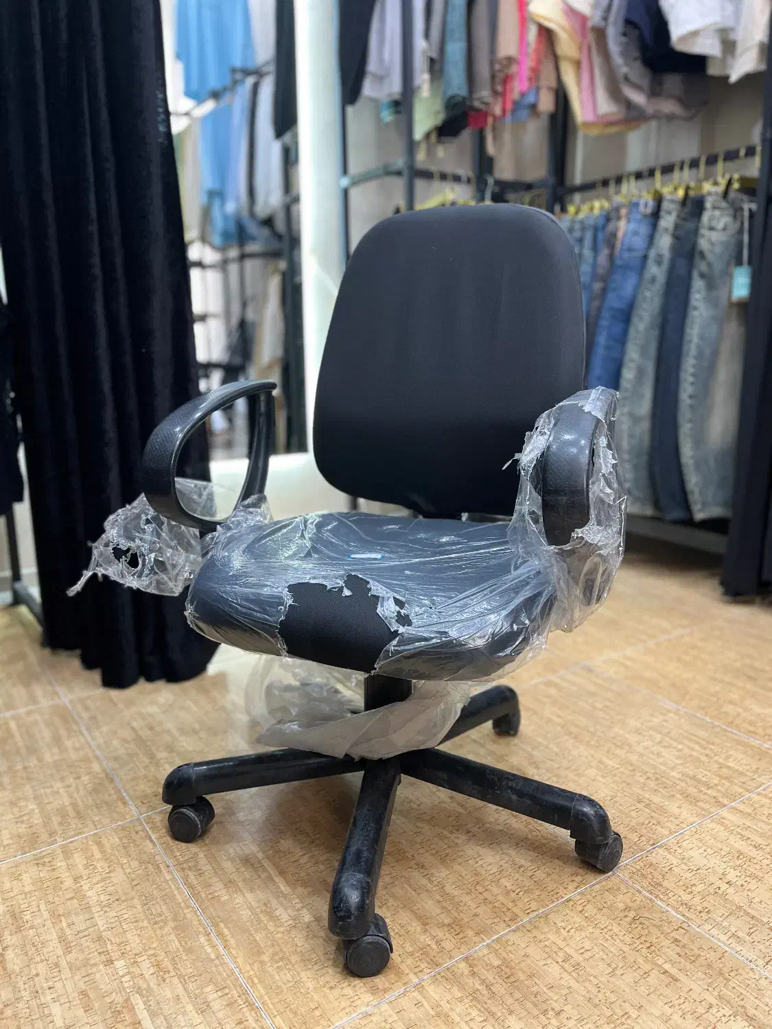 صندلی|صندلی و نیمکت|اندیمشک, |دیوار