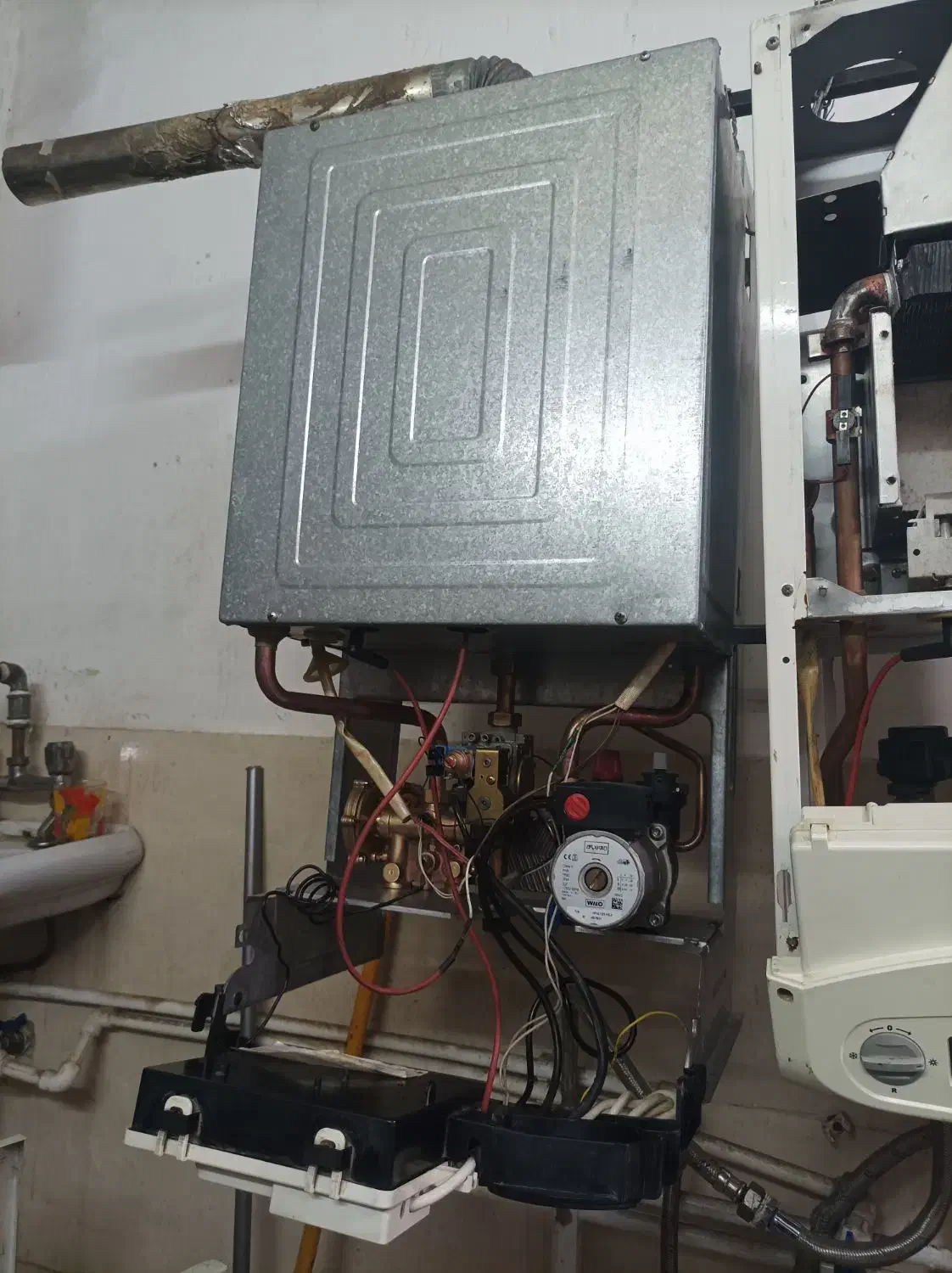 پکیج ایران رادیاتور 24 هزار دو مبدل فن دار|آبگرمکن، پکیج، شوفاژ|مشکیندشت, |دیوار