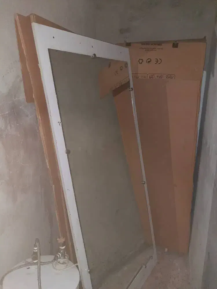 2 عدد آینه آرایشگاه و1 آبگرمکن|آرایشگاه و سالن‌های زیبایی|بندرعباس, |دیوار