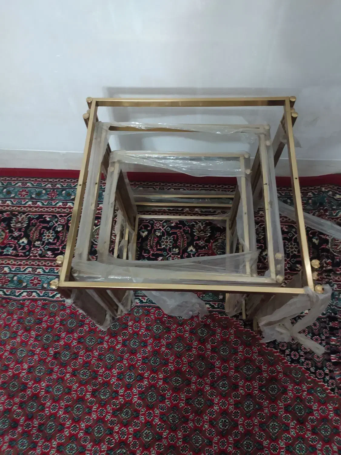 پایه میز جلو مبلی کم جا|مبلمان خانگی و میز عسلی|فلاورجان, |دیوار