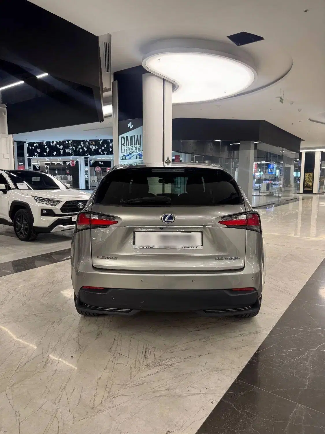 LexusNX 300|خودرو سواری و وانت|تهران, آبشار تهران (دریاچه)|دیوار