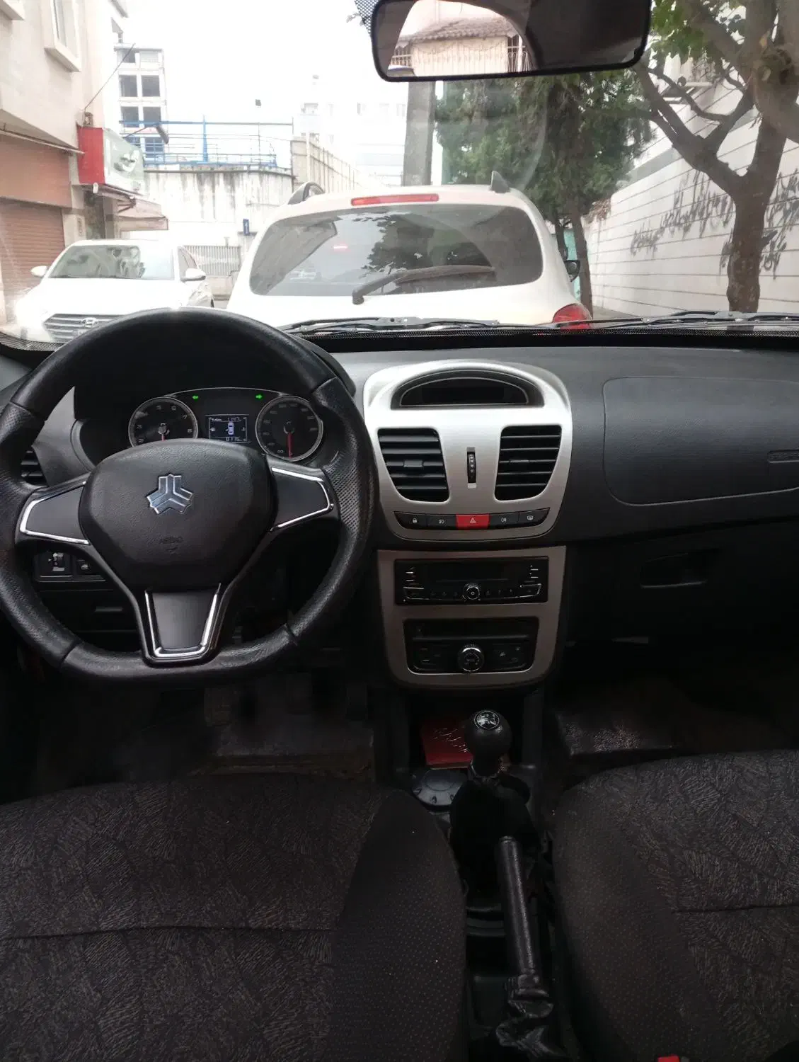 کوییک1403درحدصفر|خودرو سواری و وانت|رشت, جهاد|دیوار