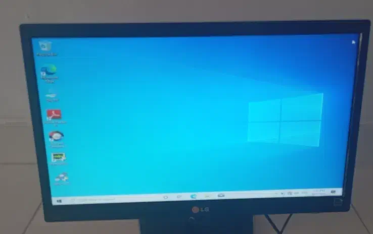 مانیتور 20 اینچ|قطعات و لوازم جانبی رایانه|مشهد, امیر|دیوار
