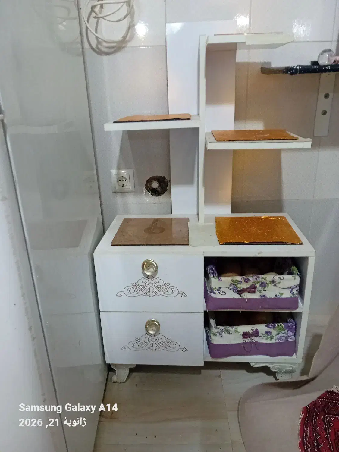 پایه قابلمه|آب‌چکان و نظم‌دهنده ظروف|قوچان, |دیوار