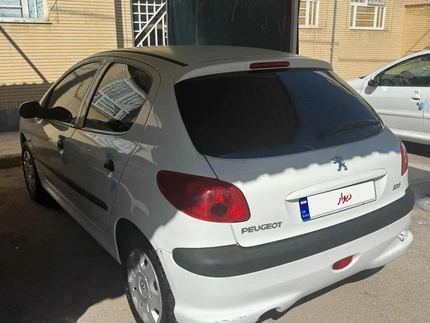 پژو 206تیپ 2|خودرو سواری و وانت|لار, |دیوار