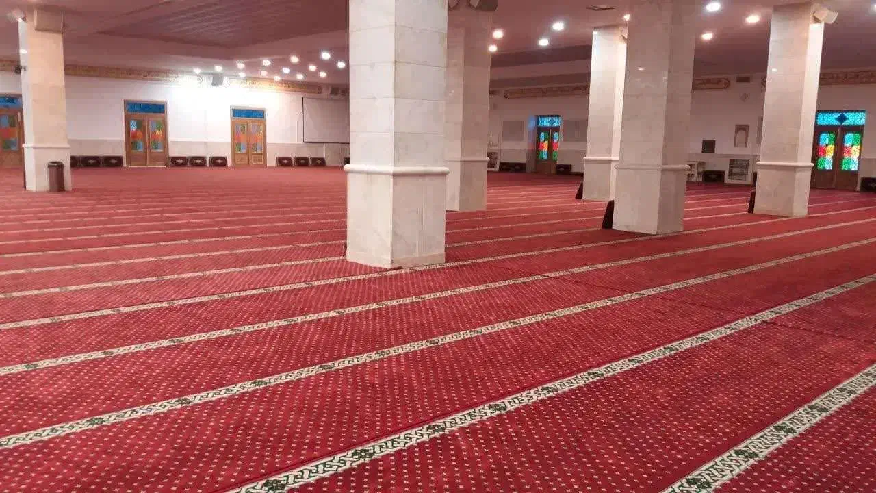 سجاده قرمز صادراتی 700 شانه تراکم 2550|فرش|سراوان, |دیوار