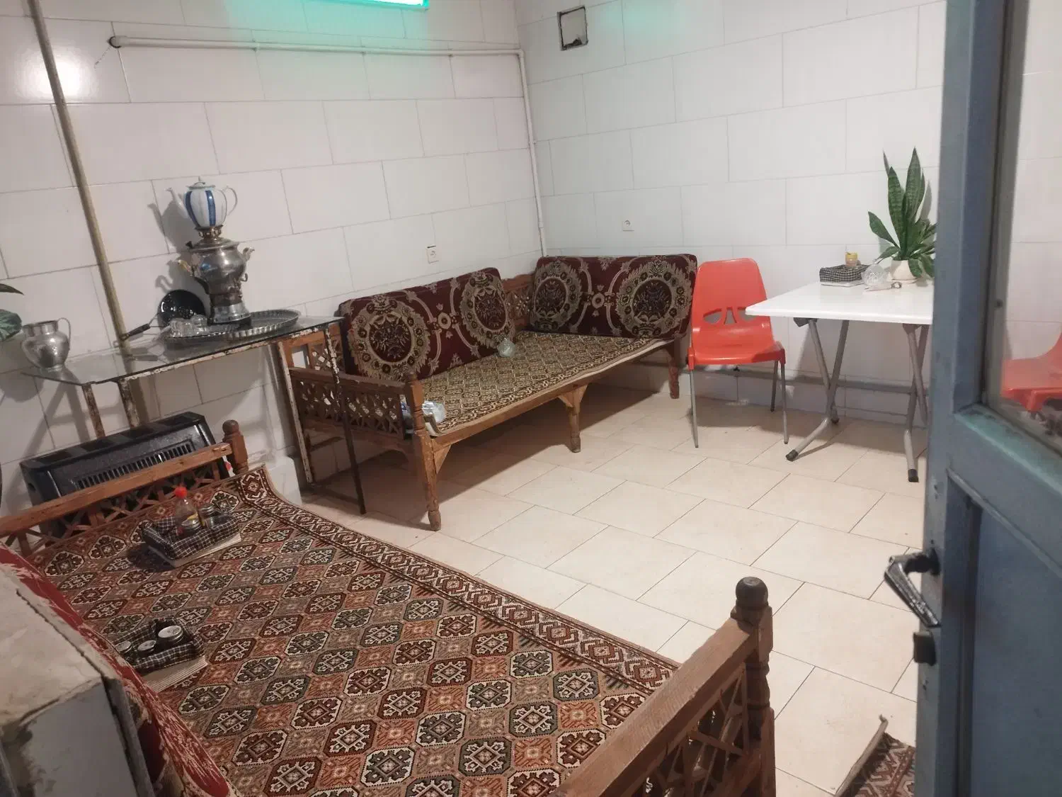 اجاره یاواگذاری کامل کافه ساندویچ مرکزمعاینه فنی|اجارهٔ مغازه و غرفه|رباطکریم, کیکاور|دیوار