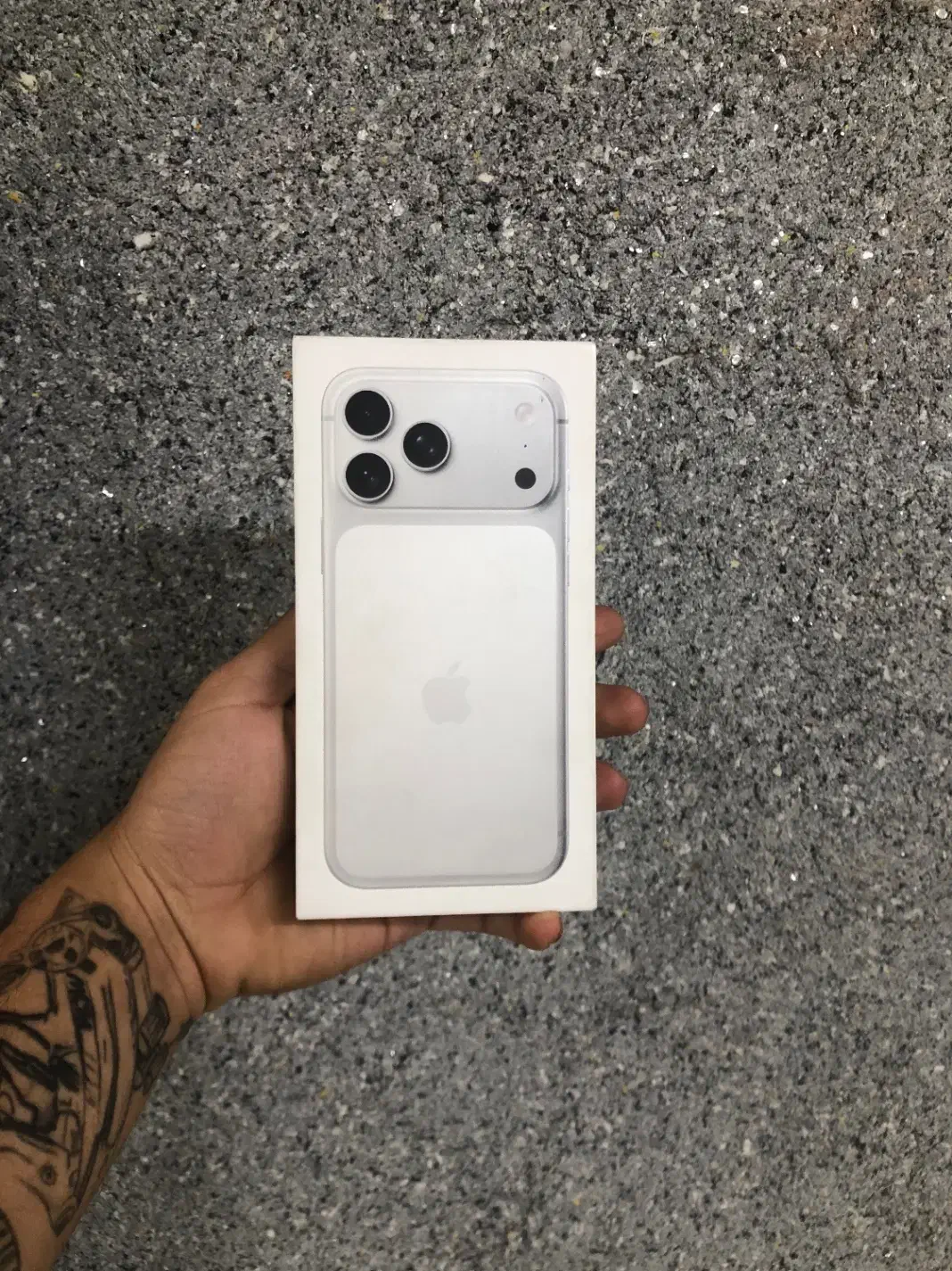 17پرومکس سیلور|موبایل|کرج, گوهردشت|دیوار