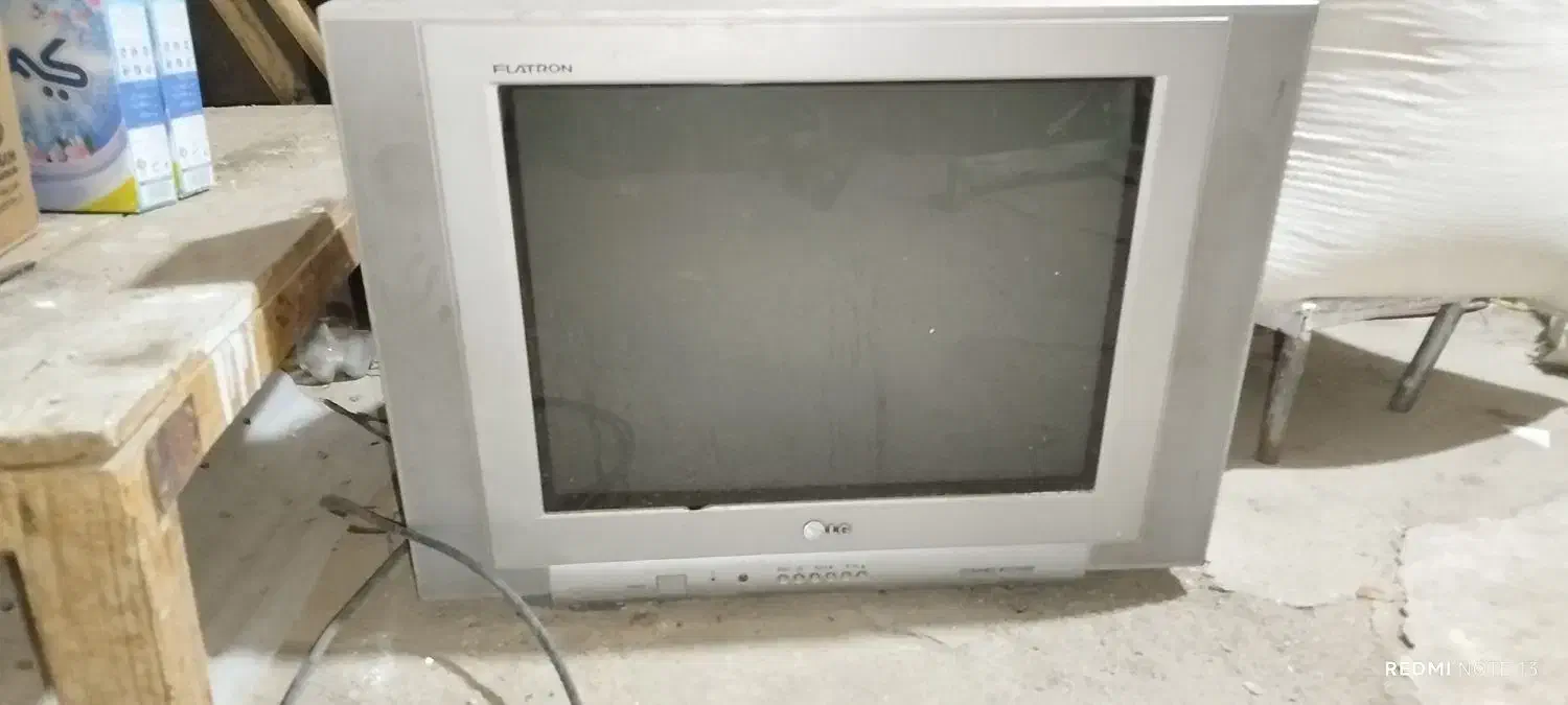 تلویزیون|تلویزیون و پروژکتور|ملایر, |دیوار