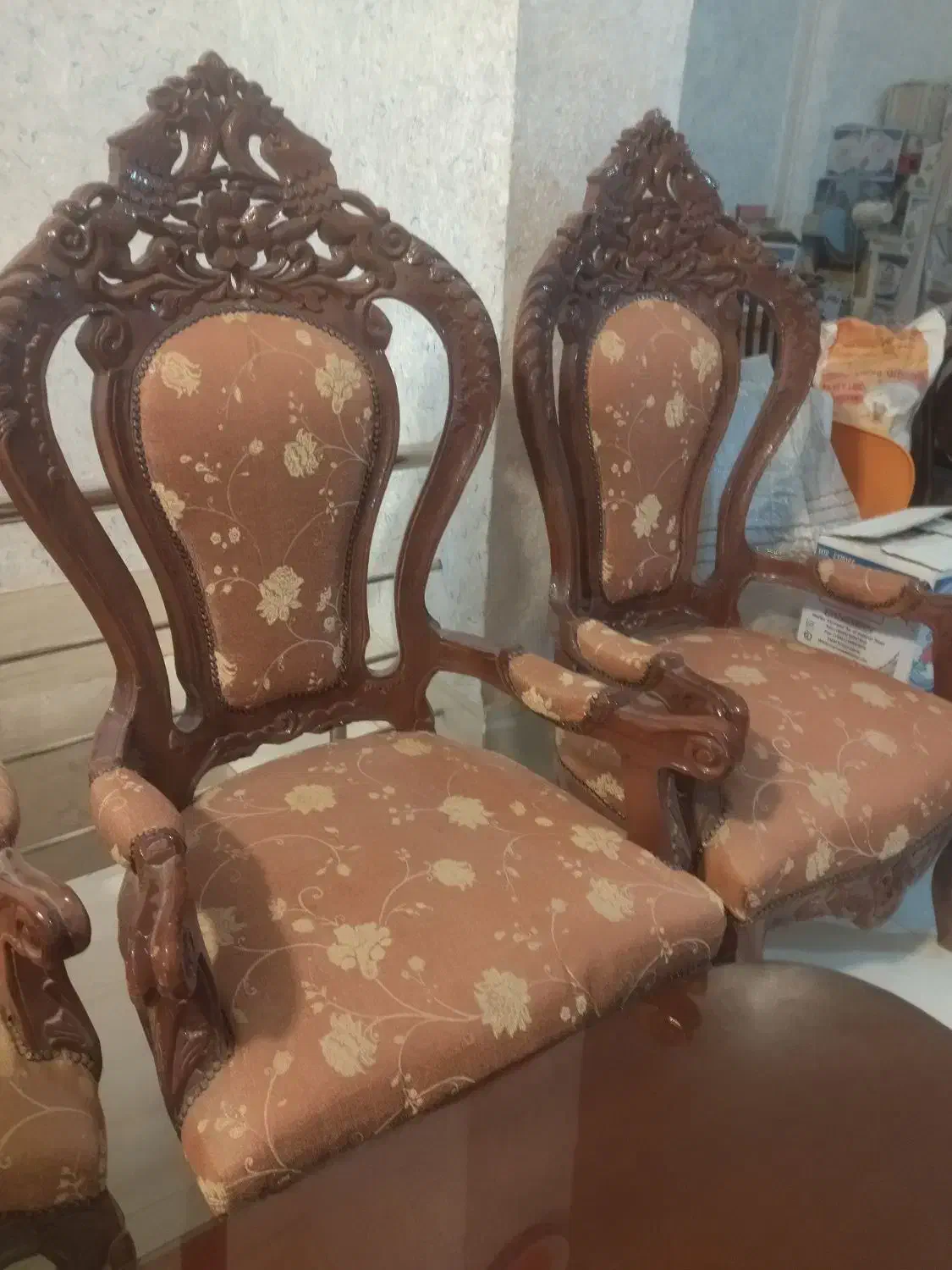 مبل کلاسیک در حدنو|مبلمان خانگی و میز عسلی|انار, |دیوار