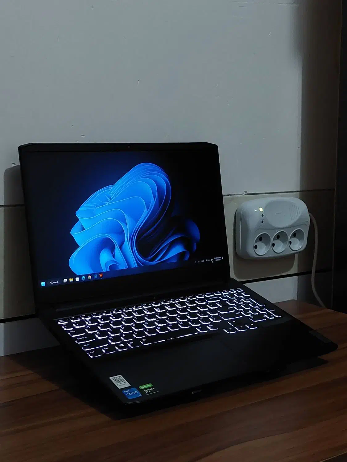 لپ تاپ لنوو گیمینگ ۳|رایانه همراه|نجفآباد, قدس|دیوار