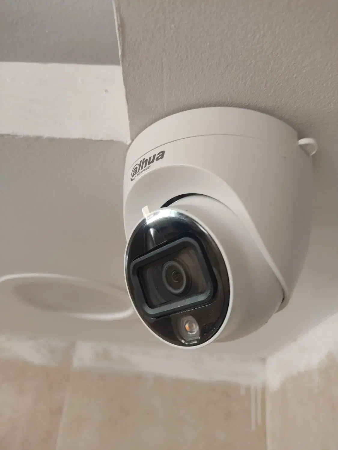 فروش و نصب دوربین مدار بسته|دوربین مداربسته|ساوه, |دیوار