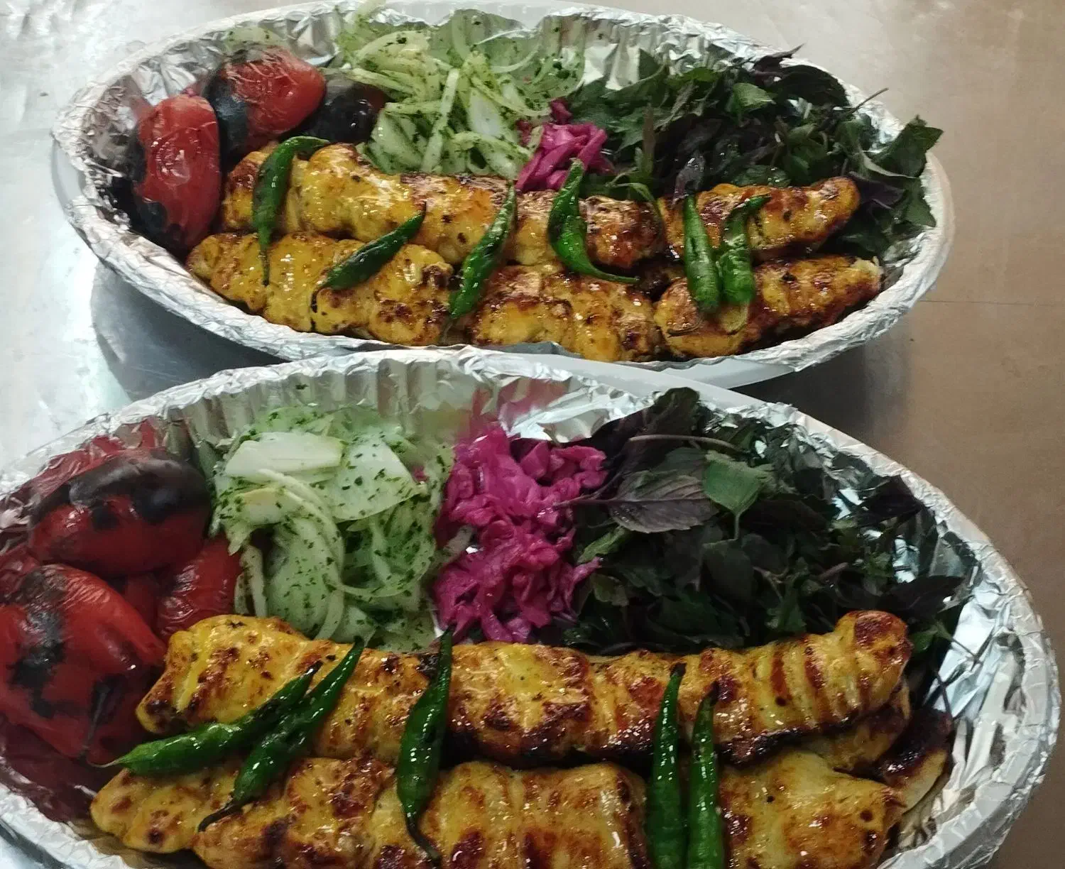 چلو کبابی دایی علی غذا بصورت بیرون بر و داخل سالن|خدمات پذیرایی، مراسم|قائن, |دیوار