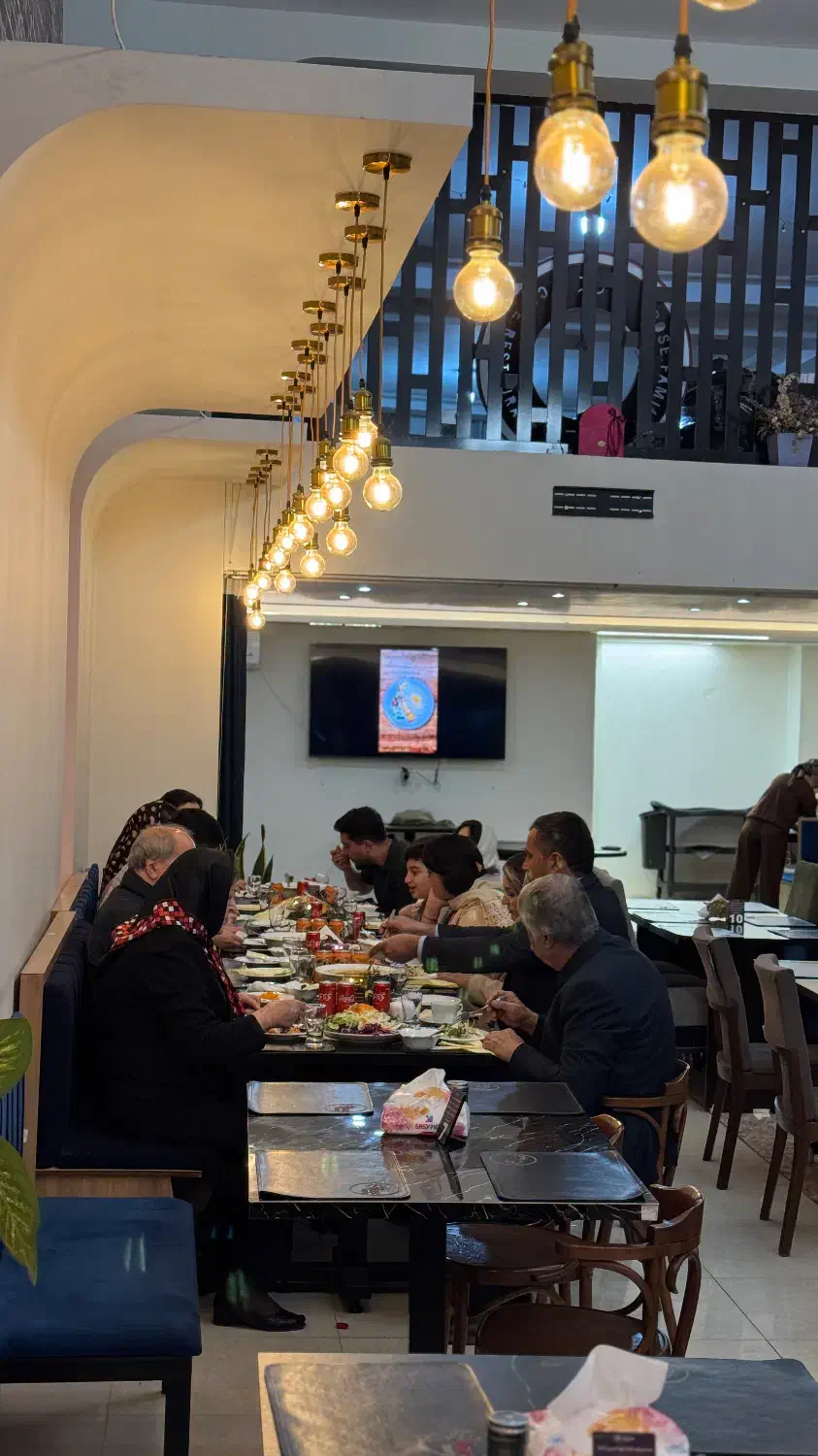 دستیار آشپز|استخدام خدمات فروشگاه و رستوران|میاندوآب, |دیوار
