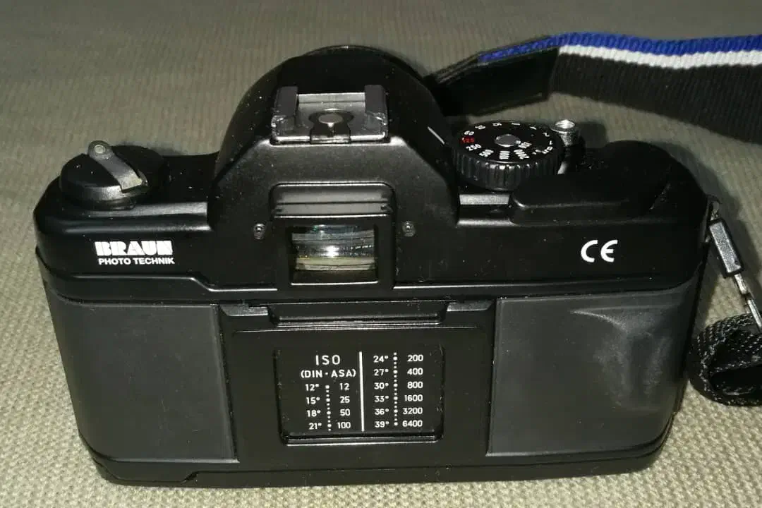 دوربین عکاسی حرفه ای BRAUN SR2000|دوربین عکاسی و فیلمبرداری|تهران, خانی آباد نو شمالی|دیوار