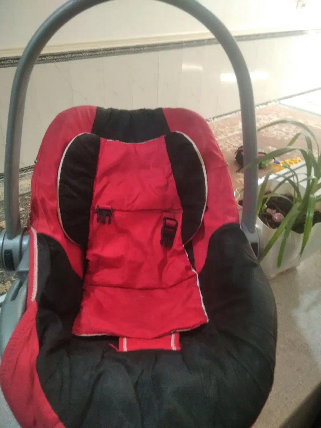 وسایل بچه|کالسکه و لوازم جانبی|بروجرد, |دیوار