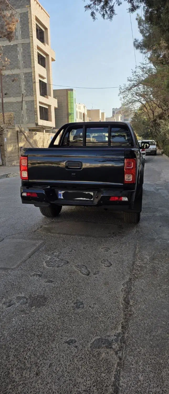 کی ام سی t8 Kmc  مدل 1401|خودرو سواری و وانت|شیراز, سرو|دیوار