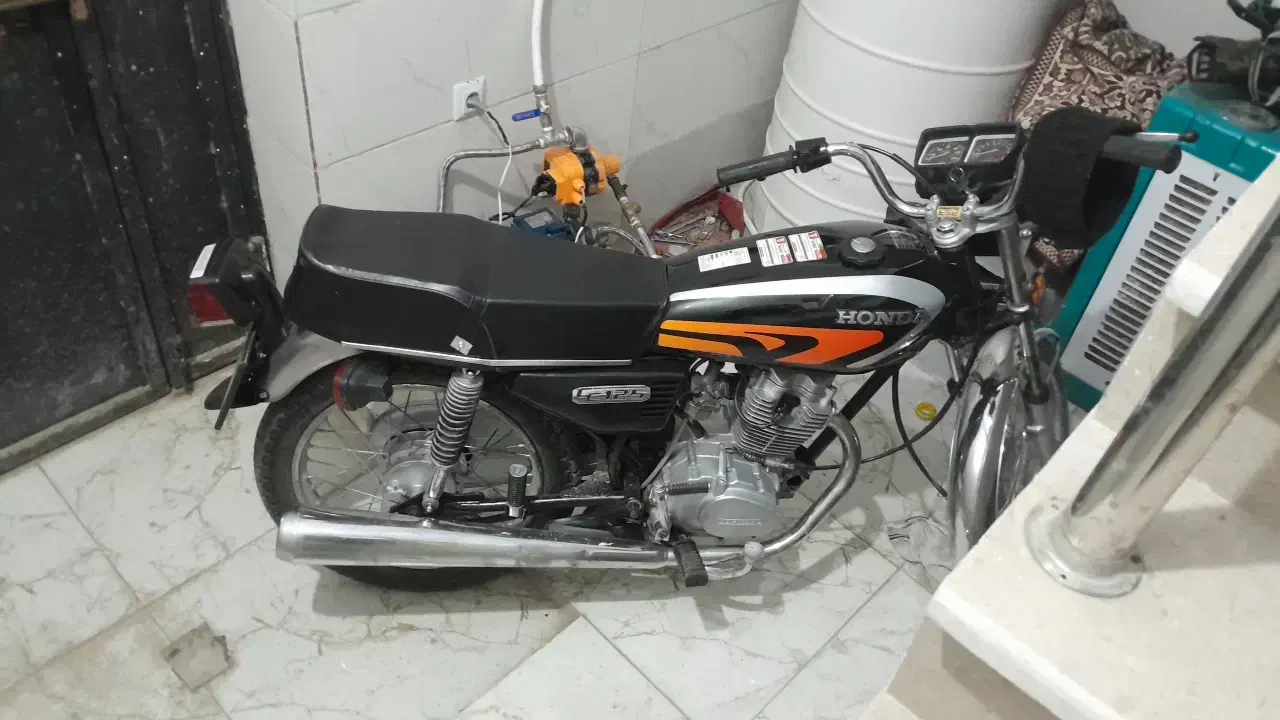 125|موتورسیکلت|شیراز, کفترک|دیوار