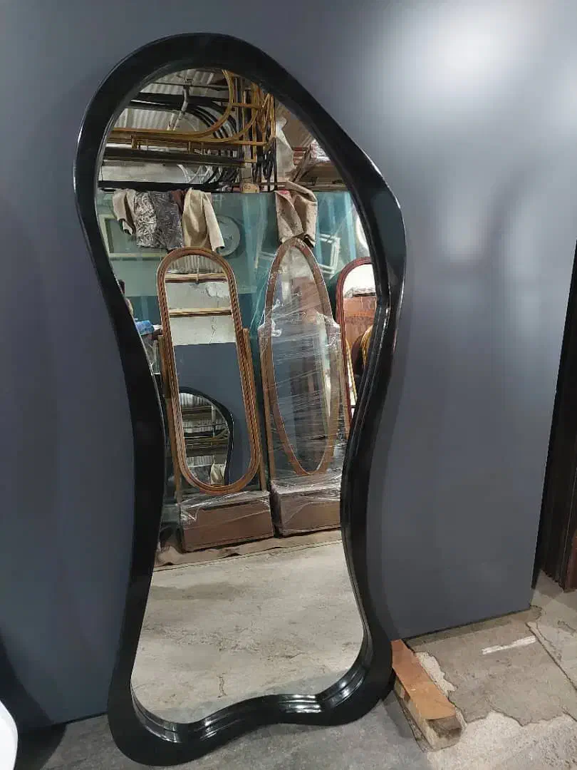 آیینه قدی|آینه|قره ضیاالدین, |دیوار