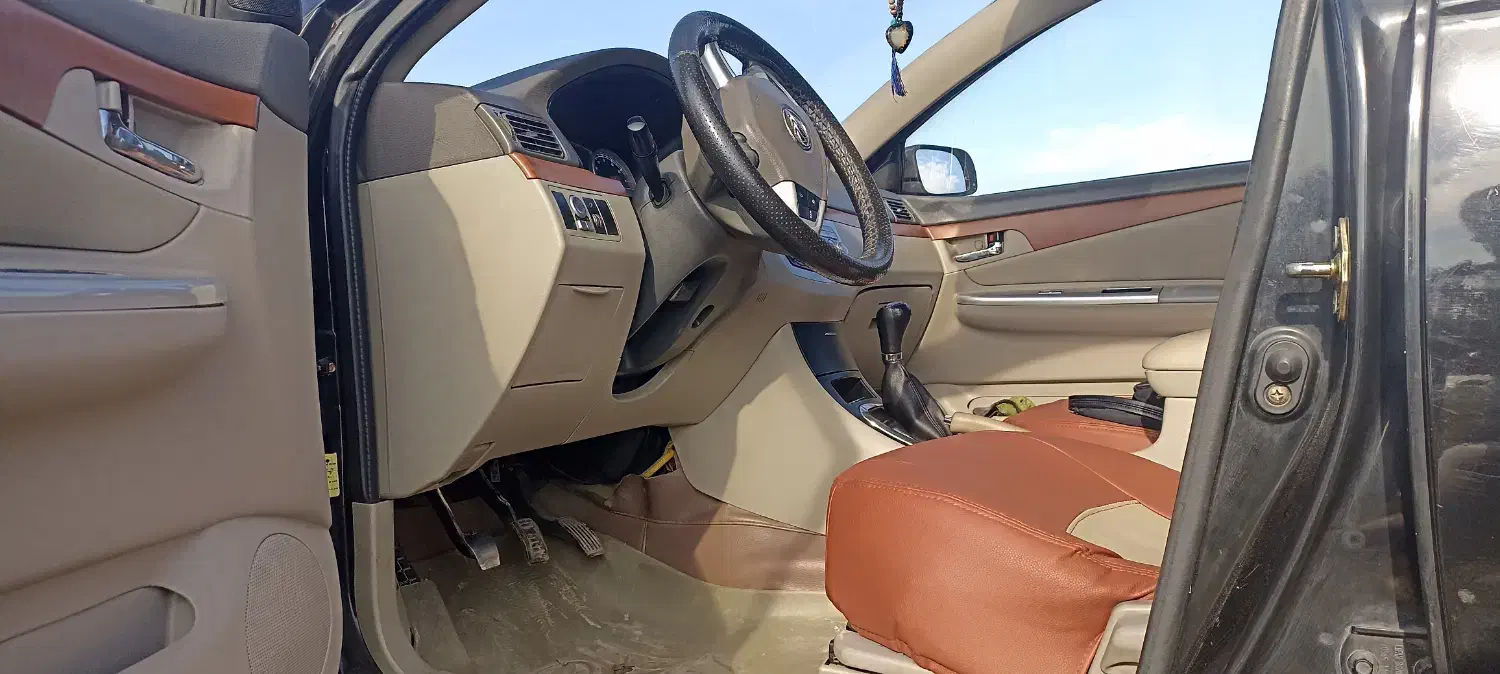 لیفان ۶۲۰ ۱۸۰۰|خودرو سواری و وانت|لنگرود, |دیوار