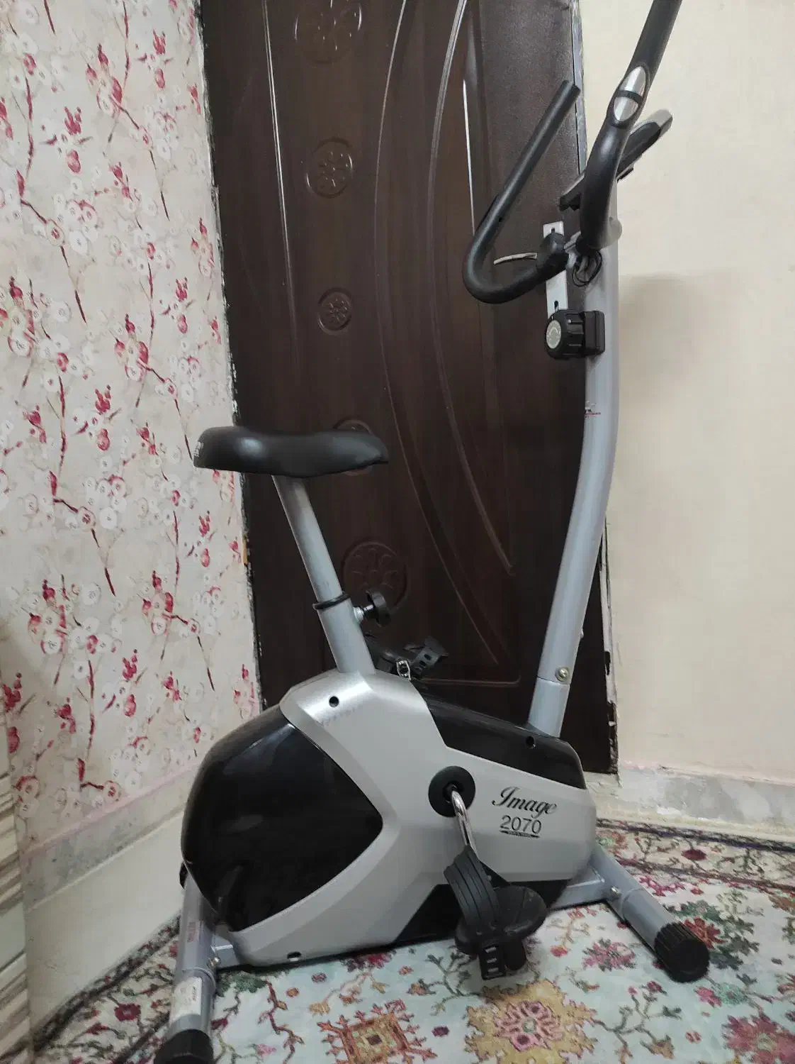 دوچرخه ثابت جکستر تایوانی کاملا نو|تجهیزات ورزشی|رشت, دروازه لاکان|دیوار