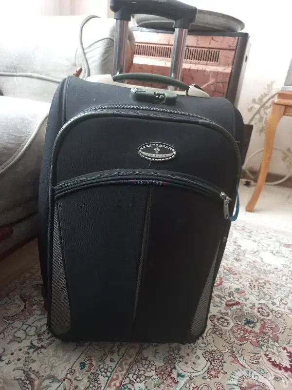 چمدان|کیف، کفش، کمربند|مشهد, کوشش|دیوار