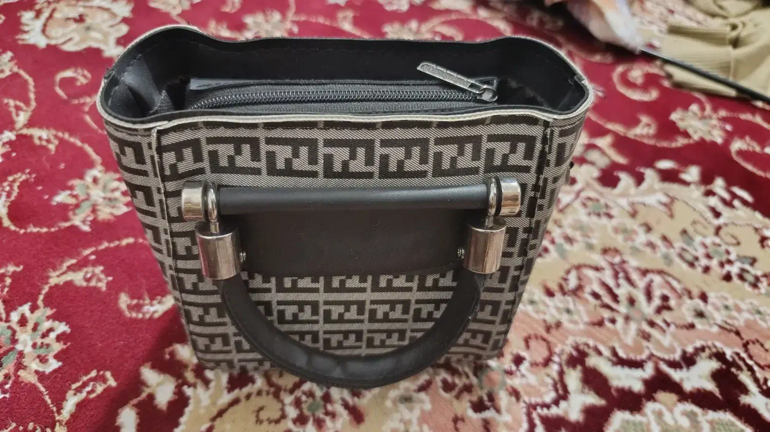 کیف مجلسی|کیف، کفش، کمربند|فیرورق, |دیوار