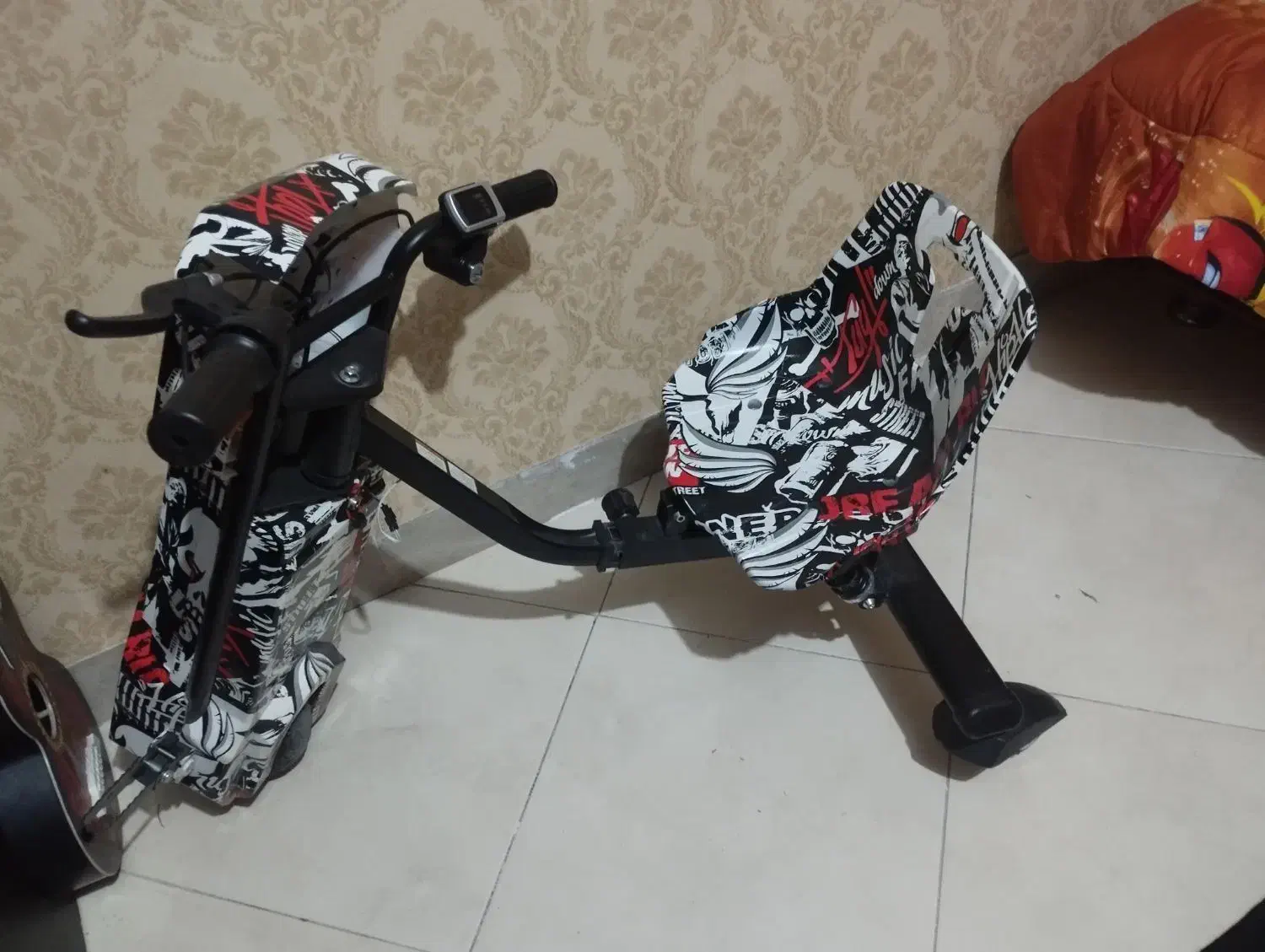 اسکوتر برقی دریفت|دوچرخه، اسکیت، اسکوتر|فولادشهر, مسکن مهر فولادشهر|دیوار