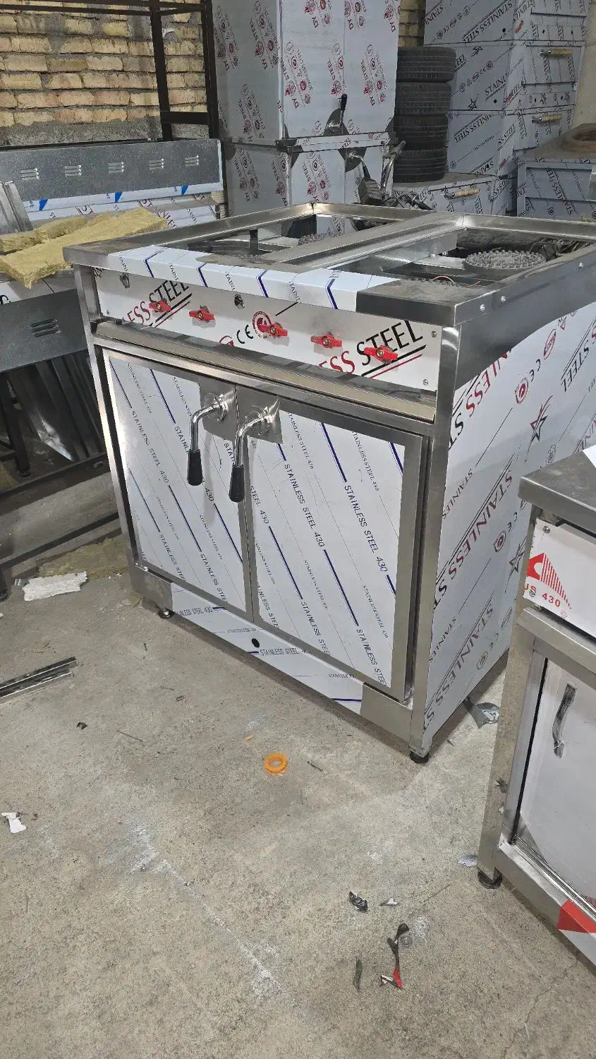 اجاق گاز صنعتی وگرمخانه تاپینگ کانتر دمکن سینگ|کافیشاپ و رستوران|تهران, منیریه|دیوار